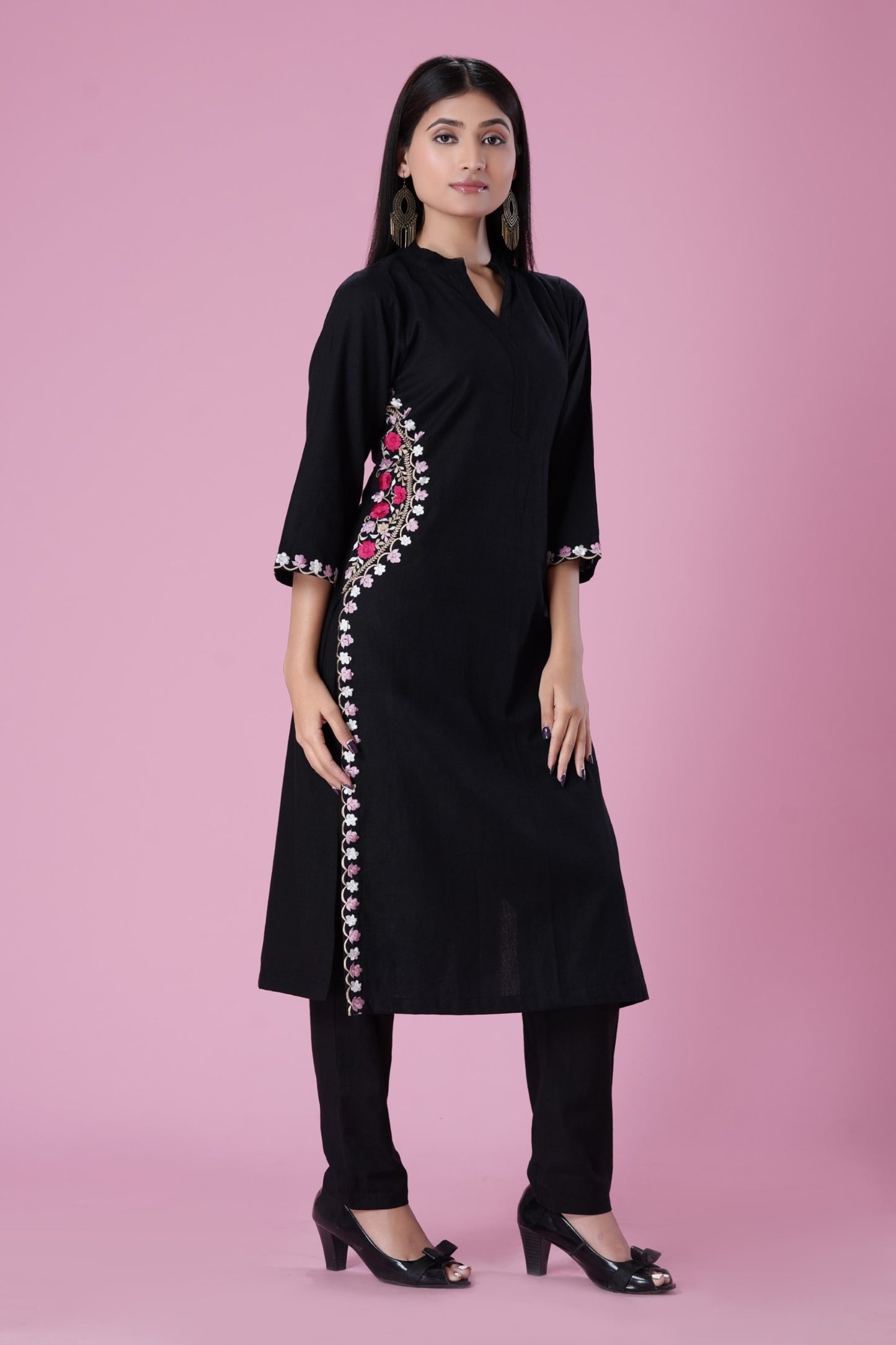 Black Hand Machine Embroidred Kurta Set