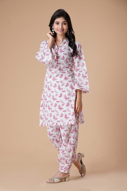 Off White Floral Printed Pure Cotton Mandarin Collar Flared Sleeves Kurta With Patiala